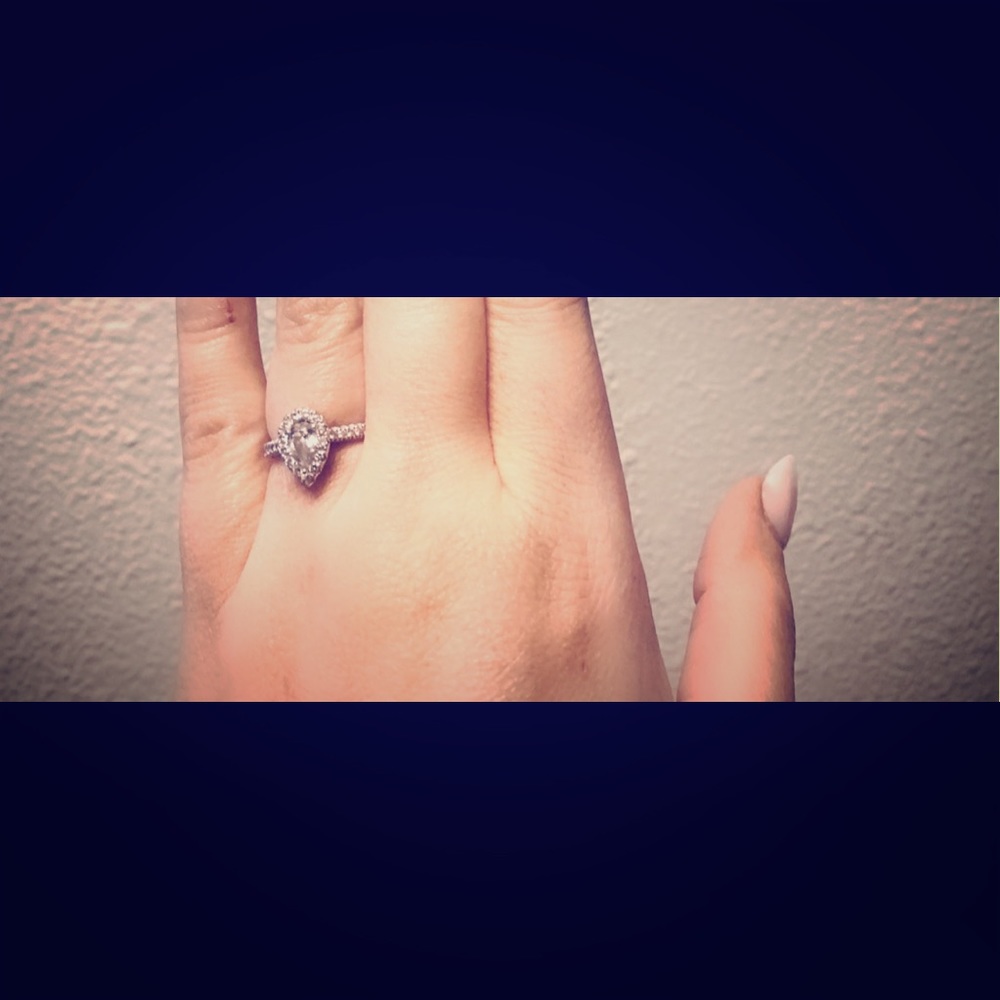 Gorgeous Pear Shaped~1.75 Carrot Diamond Ring.